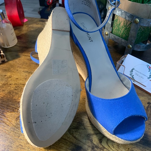 Blue wedge heels by shoes mint - Picture 4 of 4